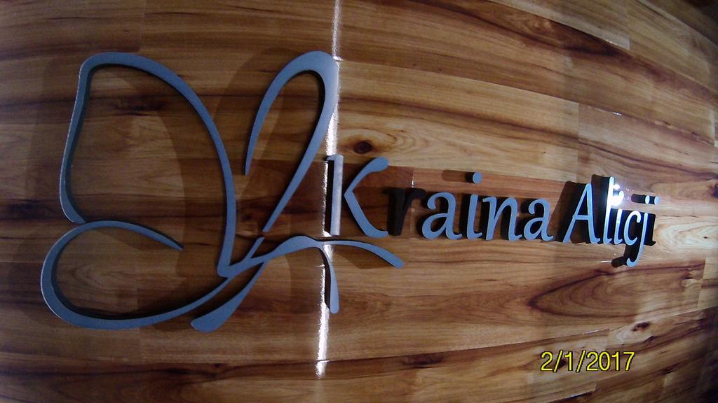 Kuredu / Uroa W Krainie Alicji Apartamento Ełk Exterior foto